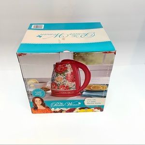 NIB NEW The Pioneer Woman Electric Kettle Vintage Floral Red 1.7-Liter Cordless